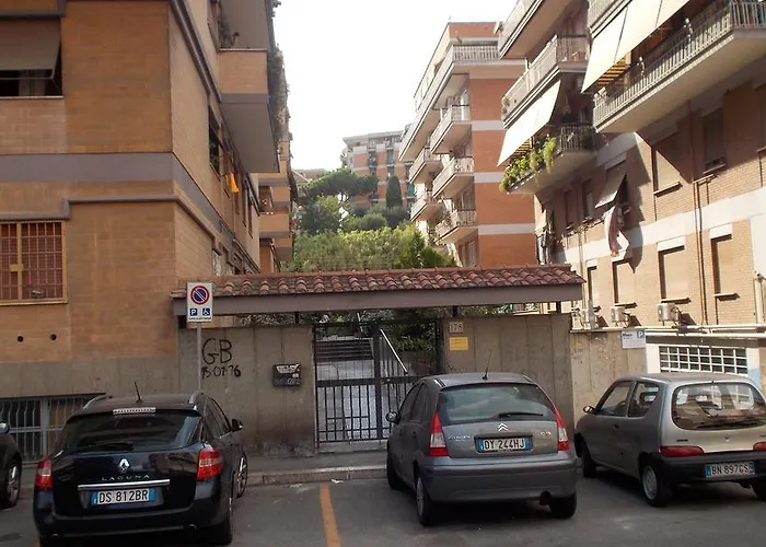 Tourist House 4* Rom